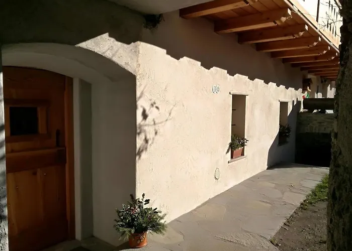 Casa Vacanze Ai Piedi Del Monte Bianco