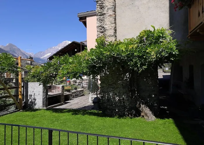 Casa Vacanze Ai Piedi Del Monte Bianco
